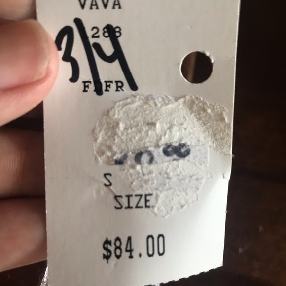 Top - Picture 3 of 5